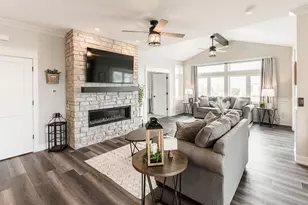 12 Kloe Ln, Sycamore, IL 60178 - Photo 26