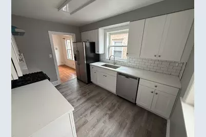 2942 N New England Avenue, Chicago, IL 60634 - Photo 4