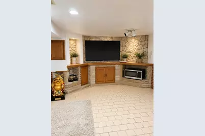 2942 N New England Avenue, Chicago, IL 60634 - Photo 14