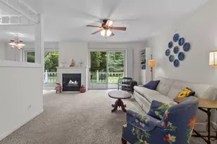 801 Victoria Dr, Woodstock, IL 60098 - Photo 6