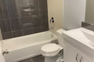 930 Perrie Dr, Elk Grove Village, IL 60007 - Photo 8