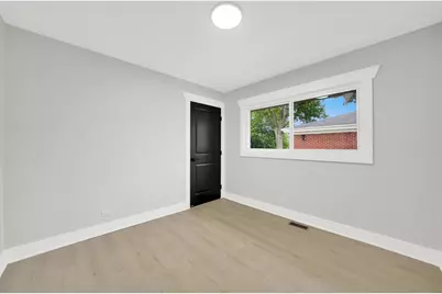153 W 27th Place, Chicago Heights, IL 60411 - Photo 20