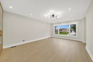 153 W 27th Pl, South Chicago Heights, IL 60411 - Photo 8
