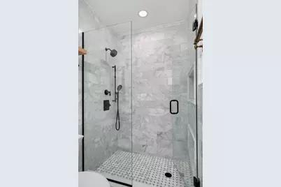 1633 W Olive Avenue, Chicago, IL 60660 - Photo 14