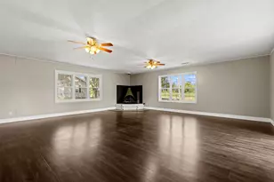 16108 Anderson Rd, Pecatonica, IL 61063 - Photo 6