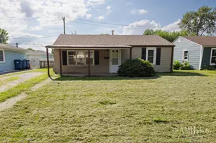 141 Belle Aire Ave, Bourbonnais, IL 60914 - Photo 2