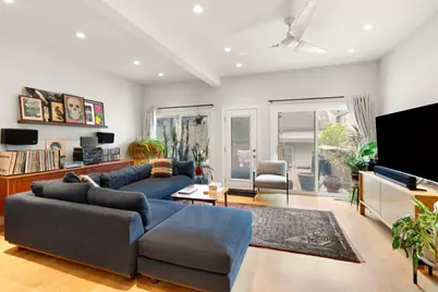2833 N Francisco Avenue, Chicago, IL 60618 - Photo 8