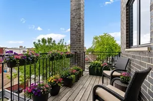 2145 W Augusta Blvd, Chicago, IL 60622 - Photo 16