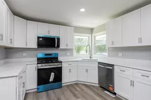 10350 W California Ave, Beach Park, IL 60099 - Photo 10