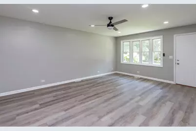 10350 W California Avenue, Beach Park, IL 60099 - Photo 4