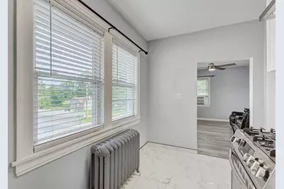 6 S Monterey Avenue #A, Villa Park, IL 60181 - Photo 4