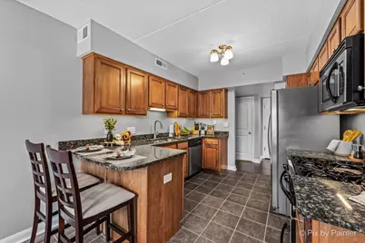 615 Perrie Drive #201, Elk Grove Village, IL 60007 - Photo 10