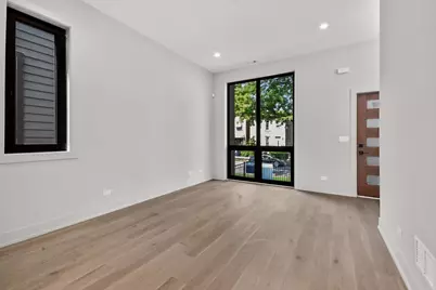 6641 S Evans Avenue, Chicago, IL 60637 - Photo 2