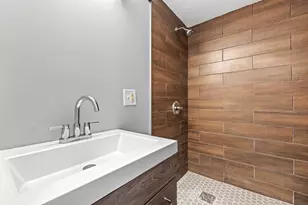 4800 S Lavergne Ave, Chicago, IL 60638 - Photo 10