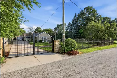 19709 W Schweitzer Road, Joliet, IL 60436 - Photo 2