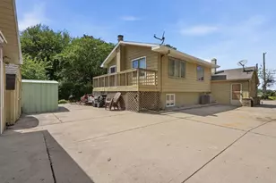 19709 W Schweitzer Rd, Joliet, IL 60436 - Photo 36
