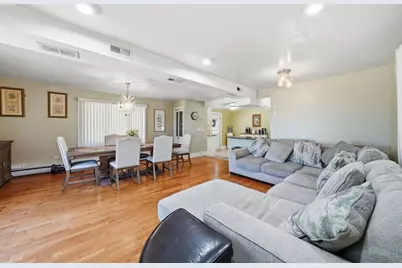 19709 W Schweitzer Road, Joliet, IL 60436 - Photo 8