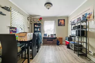 10152 S Bensley Ave, Chicago, IL 60617 - Photo 2