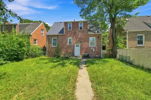 10152 S Bensley Ave, Chicago, IL 60617 - Photo 8