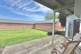 1363 Cunat Ct, Lake in the Hills, IL 60156 - Photo 16