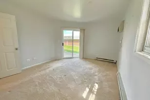 1363 Cunat Ct, Lake in the Hills, IL 60156 - Photo 12