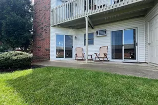 1363 Cunat Ct, Lake in the Hills, IL 60156 - Photo 18