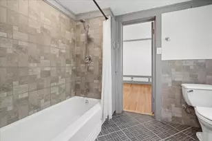 717 W Junior Terrace, Chicago, IL 60613 - Photo 12