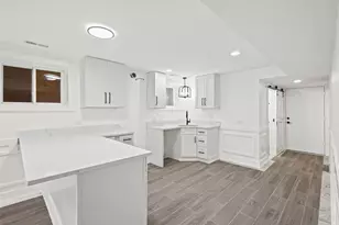 3934 N Sawyer Ave, Chicago, IL 60618 - Photo 10