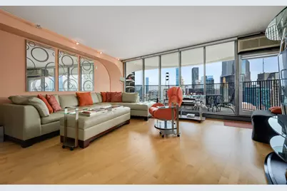 300 N State Street #4709, Chicago, IL 60654 - Photo 2
