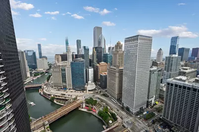 300 N State Street #4709, Chicago, IL 60654 - Photo 16