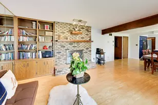 18026 State Line Ave, Lansing, IL 60438 - Photo 16