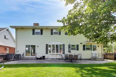 18026 State Line Avenue, Lansing, IL 60438 - Photo 38