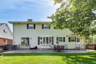 18026 State Line Ave, Lansing, IL 60438 - Photo 38