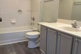 2920 Bartlett Ct, Naperville, IL 60564 - Photo 10
