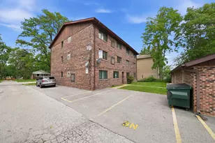 9535 S 54th Ave, Oak Lawn, IL 60453 - Photo 24