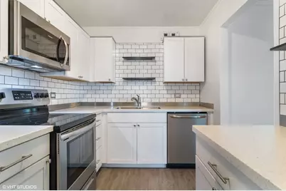 3550 N Lake Shore Drive #1003, Chicago, IL 60657 - Photo 12