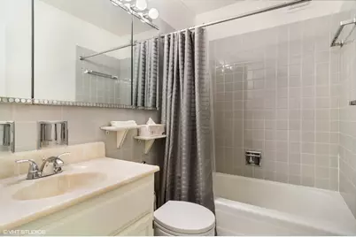3550 N Lake Shore Drive #1003, Chicago, IL 60657 - Photo 16