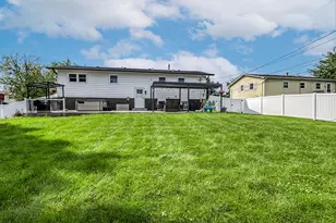 5814 Essex Rd, Oak Forest, IL 60452 - Photo 18