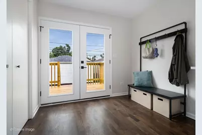 5534 W Warwick Avenue, Chicago, IL 60641 - Photo 10