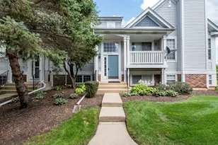 2779 N Augusta Dr, Wadsworth, IL 60083 - Photo 2