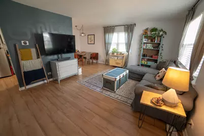 [Address not provided], Wheaton, IL 60189 - Photo 2
