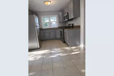 28 S Fulton Avenue #2, Waukegan, IL 60085 - Photo 4