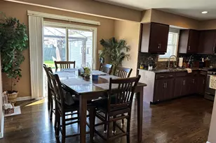 6908 Townsend Blvd, Plainfield, IL 60586 - Photo 4