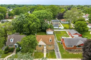 17730 Henry St, Lansing, IL 60438 - Photo 6