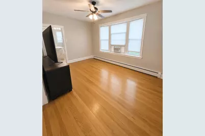 4925 W Henderson Street #2, Chicago, IL 60641 - Photo 4