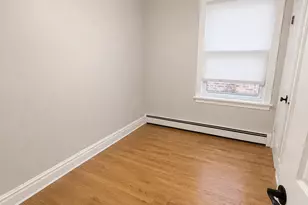 4925 W Henderson St, Chicago, IL 60641 - Photo 12