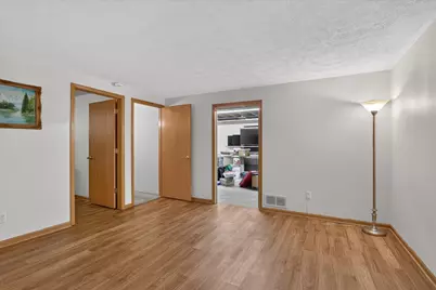 6633 Shadybrook Trail, Loves Park, IL 61111 - Photo 22