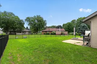 6633 Shadybrook Trail, Loves Park, IL 61111 - Photo 50