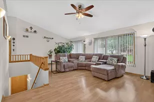 6633 Shadybrook Trail, Loves Park, IL 61111 - Photo 6