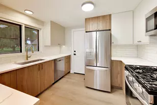 917 Aimtree Pl, Schaumburg, IL 60194 - Photo 6